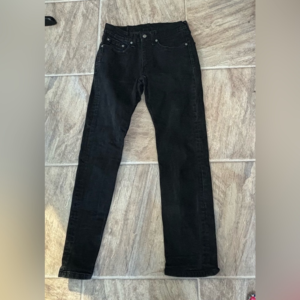 Levi’s 514 Slim straight black jeans size 31 32